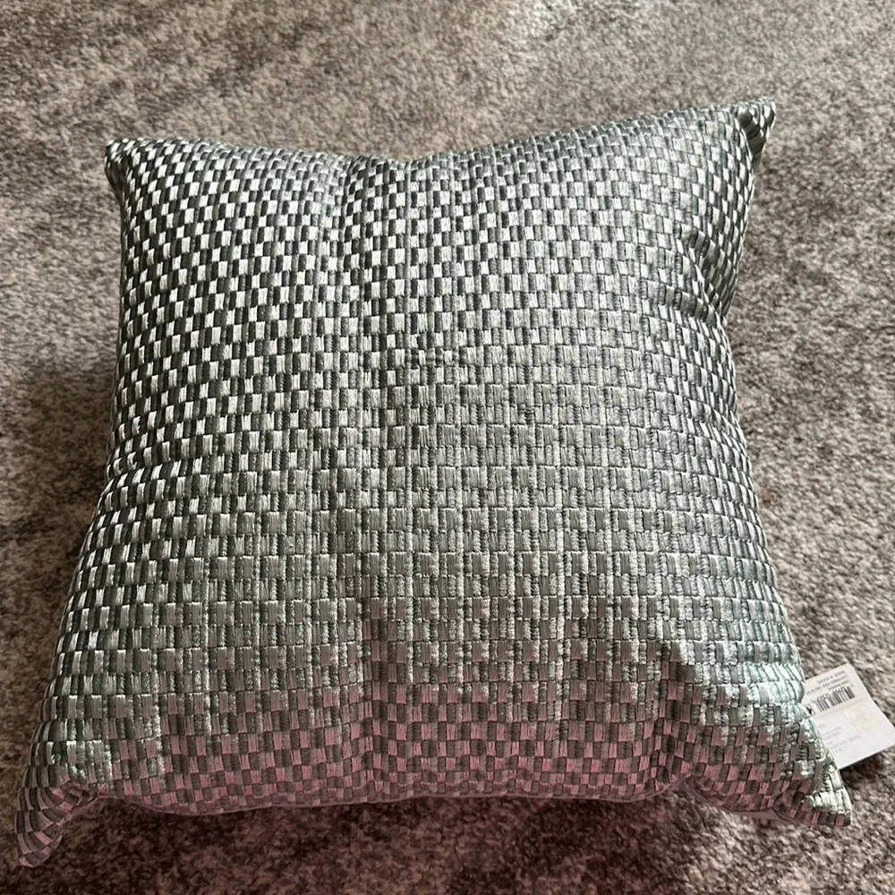 Hotel Collection 18 x 18 teal layered frame pillow NWT